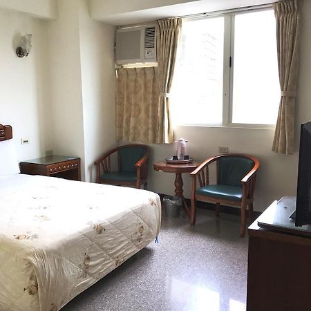 Chantai Hotel Hualien Extérieur photo