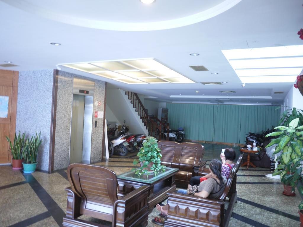 Chantai Hotel Hualien Extérieur photo