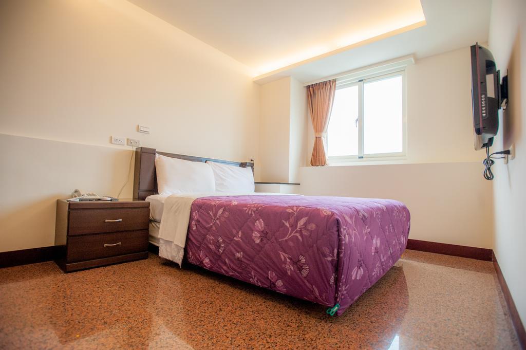 Chantai Hotel Hualien Extérieur photo