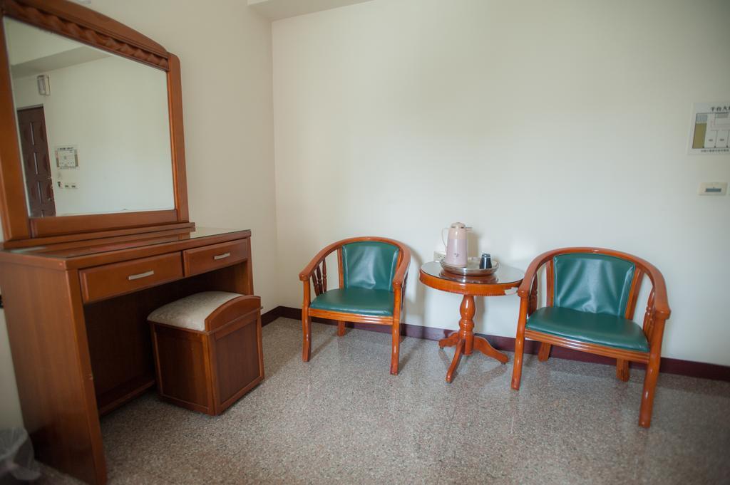 Chantai Hotel Hualien Extérieur photo