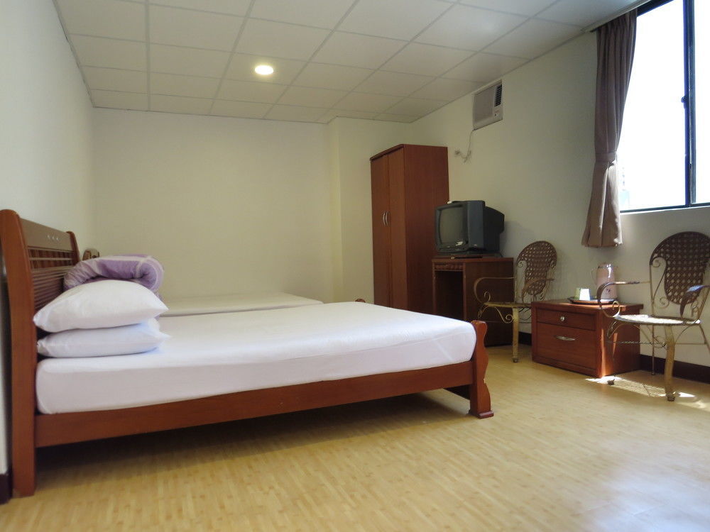 Chantai Hotel Hualien Extérieur photo