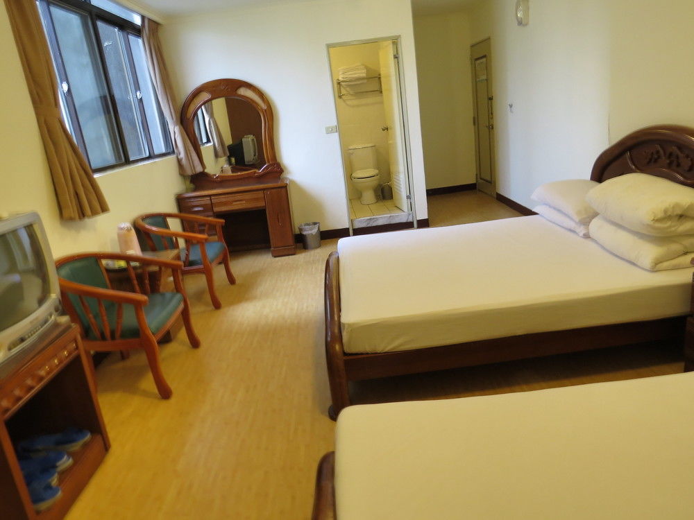 Chantai Hotel Hualien Extérieur photo