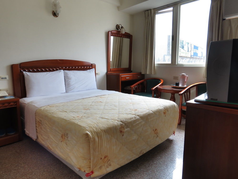 Chantai Hotel Hualien Extérieur photo